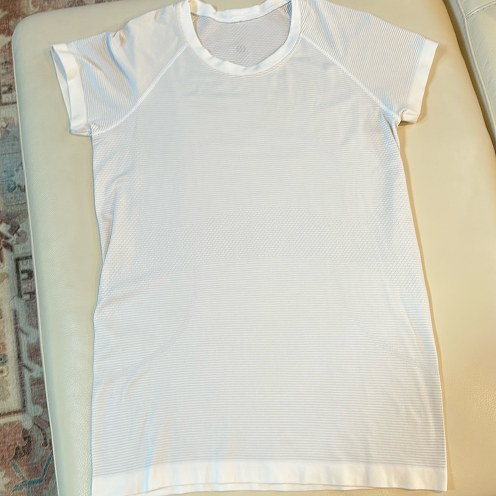 Lululemon size 8